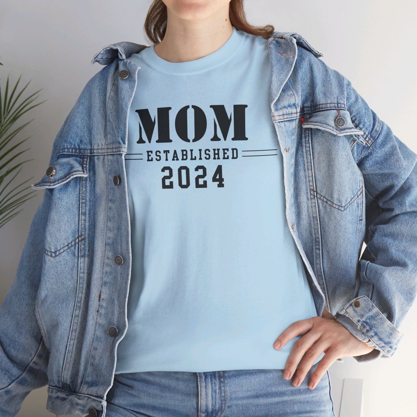 Mom Established 2024 Unisex Heavy Cotton Tee