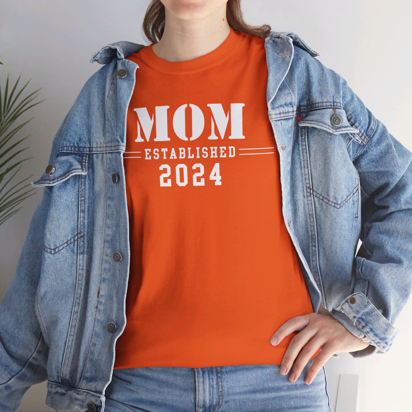 Mom Established 2024 Unisex Heavy Cotton Tee
