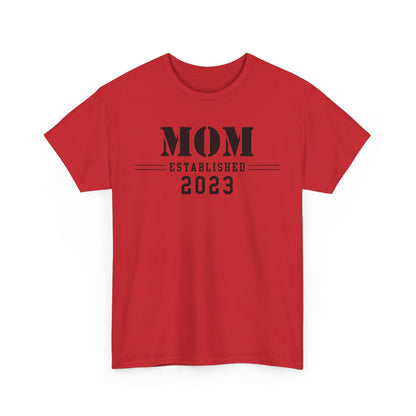 Mom Established 2023 Unisex Heavy Cotton Tee