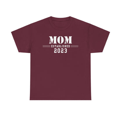 Mom Established 2023 Unisex Heavy Cotton Tee