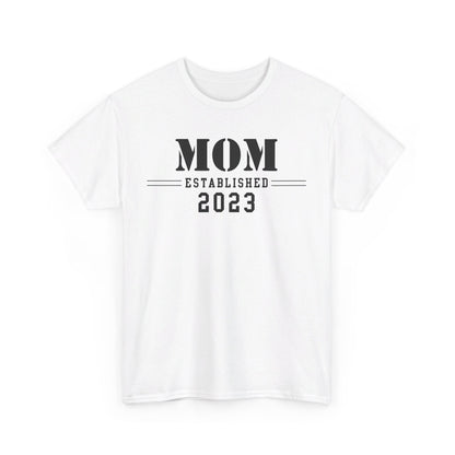 Mom Established 2023 Unisex Heavy Cotton Tee