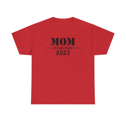 Mom Established 2023 Unisex Heavy Cotton Tee